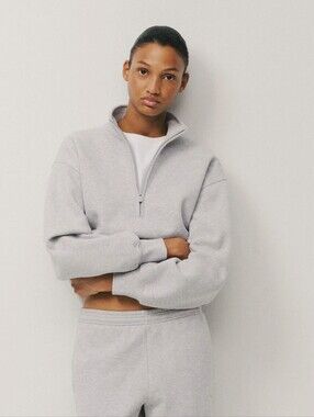 NWT! Aritzia TNA Boyfriend 1/2 Zip Sweatfleece Cozy Fleece in Ashen Size XXS